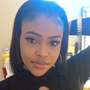 Meet your Posher, Cimone